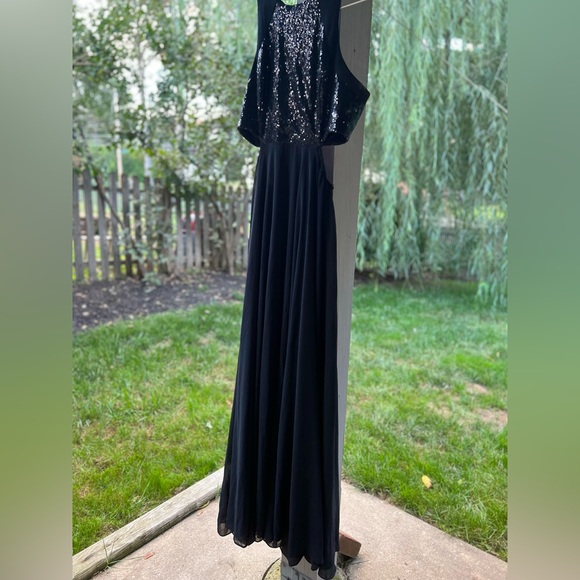 Lulu’s Nothin' But Love Black Sequin Maxi Dress in Black - Picture 2 of 14
